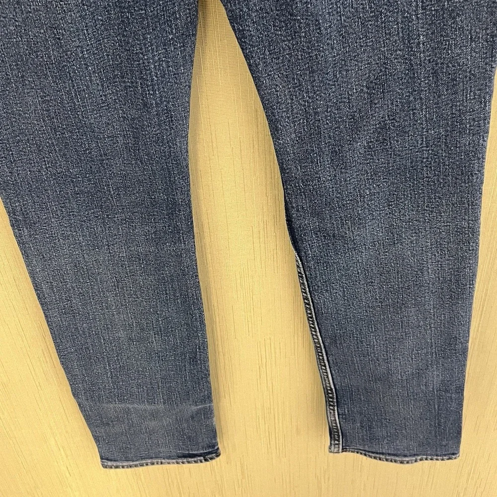OLD NAVY Men's Distressed Blue Jeans Denim Straight Leg Size 32X32
